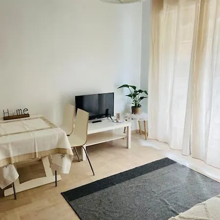 4 Couchages A 200 M De La Avec Garage, Linge De Maison Et Serviettes Pour 30 Euros En Option *